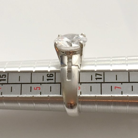 Solitaire Simulated Diamond Ring 925 Silver - Picture 5 of 5